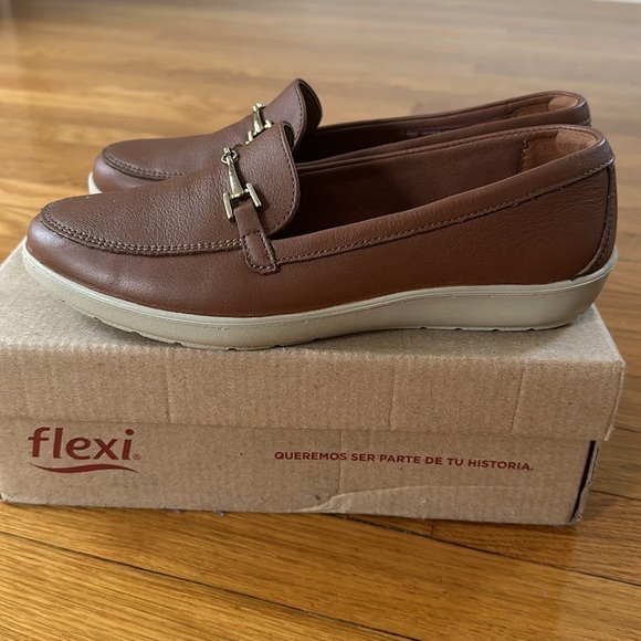 Flexi | Shoes | Flexi Size 8 Color Cafe New | Poshmark